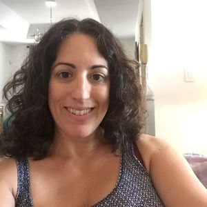 Meet your Posher, Debra